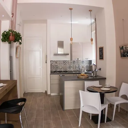 Bagnasco 18 Suite&terrace Affittacamere Palermo