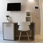 Konukevi Bagnasco 18 Suite&terrace
