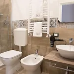 Bagnasco 18 Suite&terrace Konukevi