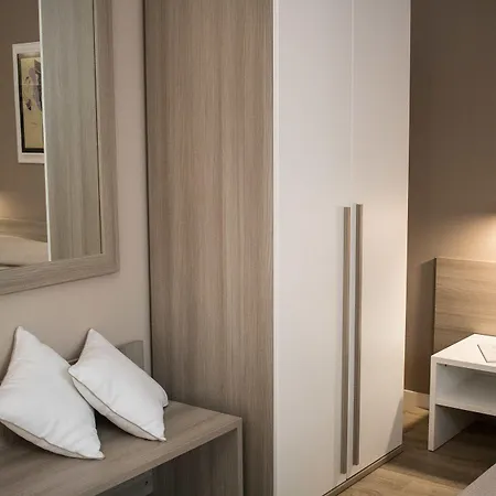 בית הארחה Bagnasco 18 Suite&terrace 4*